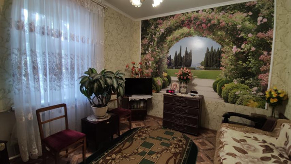 Продам трехкомнатную (3-комн.) квартиру, Севастопольская ул, 87, Симферополь г