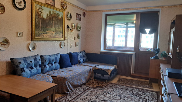 Продам трехкомнатную (3-комн.) квартиру, Уточкина ул, 5, Санкт-Петербург г