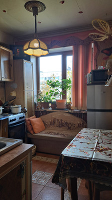 Продам трехкомнатную (3-комн.) квартиру, Уточкина ул, 5, Санкт-Петербург г