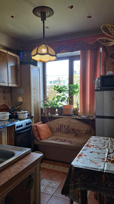 Продам трехкомнатную (3-комн.) квартиру, Уточкина ул, 5, Санкт-Петербург г