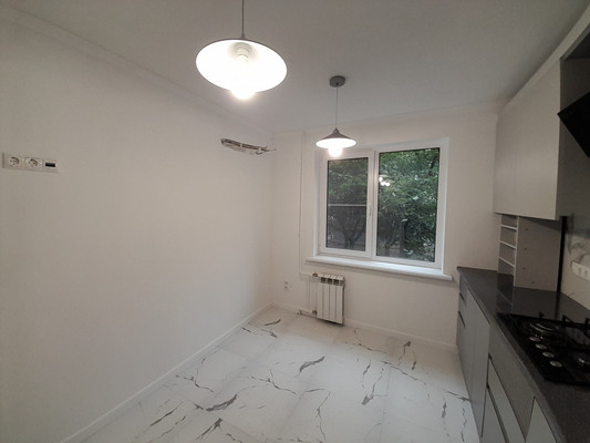 Продам трехкомнатную (3-комн.) квартиру, Еременко ул, 66/3, Ростов-на-Дону г