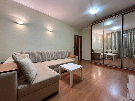 Сдам однокомнатную (1-комн.) квартиру, Большая Пороховская ул, 13, Санкт-Петербург г