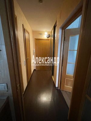 Сдам однокомнатную (1-комн.) квартиру, Бадаева ул, 8к2, Санкт-Петербург г