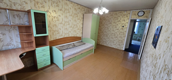 Продам двухкомнатную (2-комн.) квартиру, Молодежная (Росляково р-н) ул, 19, Мурманск г