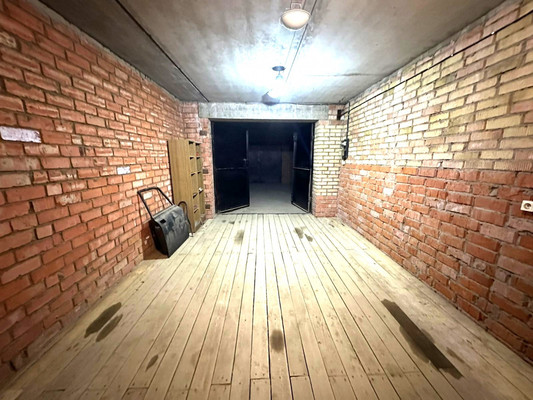 Продам гараж 21,2 м2, Первомайская ул, 147/1, Сыктывкар г