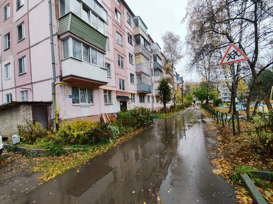 Продам двухкомнатную (2-комн.) квартиру, Фабричная ул, 7, Калининец рп
