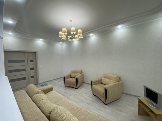 Продам трехкомнатную (3-комн.) квартиру, Ленина ул, 34а, Нижневартовск г
