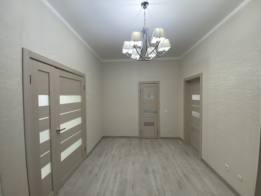 Продам трехкомнатную (3-комн.) квартиру, Ленина ул, 34а, Нижневартовск г