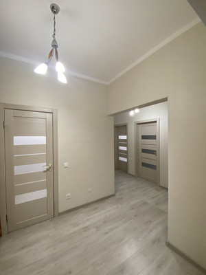 Продам трехкомнатную (3-комн.) квартиру, Ленина ул, 34а, Нижневартовск г