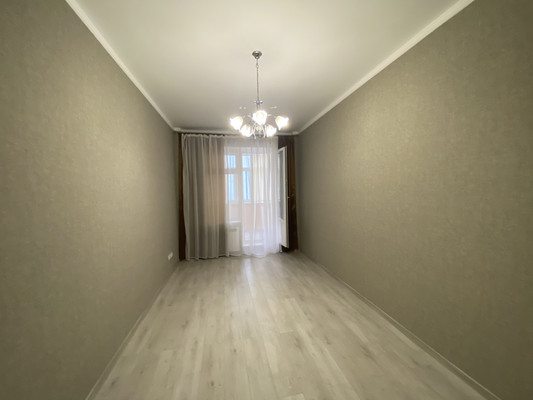 Продам трехкомнатную (3-комн.) квартиру, Ленина ул, 34а, Нижневартовск г