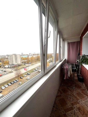 Продам трехкомнатную (3-комн.) квартиру, Московская ул, 140, Киров г