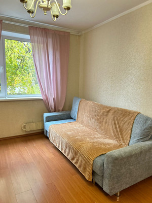 Продам двухкомнатную (2-комн.) квартиру, Дмитровка Б. ул, 27, Москва г