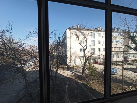 Сдам двухкомнатную (2-комн.) квартиру, Советская ул, 248, Крымск г