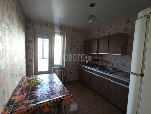 Сдам двухкомнатную (2-комн.) квартиру, Советская ул, 248, Крымск г
