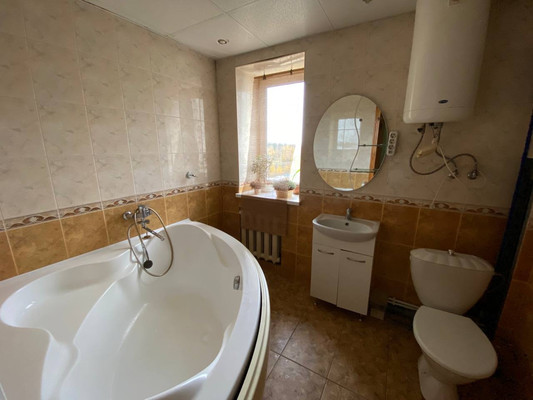 Продам многокомнатную квартиру, Морозова ул, 117А, Сыктывкар г