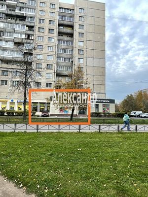 Сдам торговое помещение 151 м2, Богатырский пр-кт, 7к1, Санкт-Петербург г