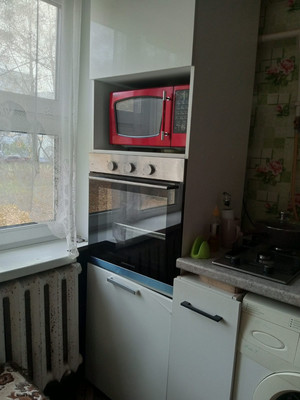 Продам многокомнатную квартиру, Береговая ул, 48, Великий Новгород г