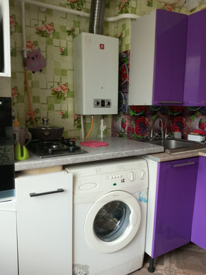 Продам многокомнатную квартиру, Береговая ул, 48, Великий Новгород г