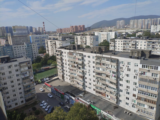 Продам двухкомнатную (2-комн.) квартиру, Дзержинского пр-кт, 207, Новороссийск г
