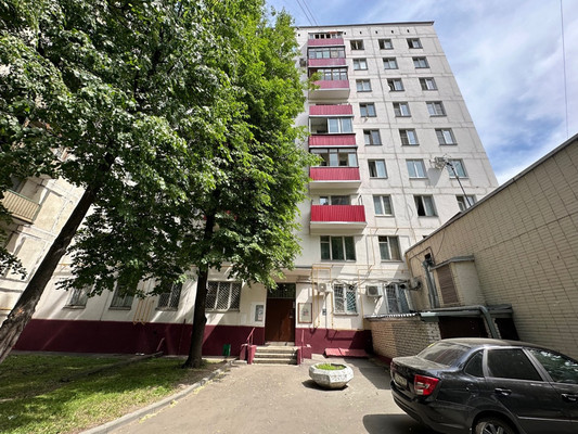 Продам двухкомнатную (2-комн.) квартиру, Зеленодольская ул, 32к1, Москва г