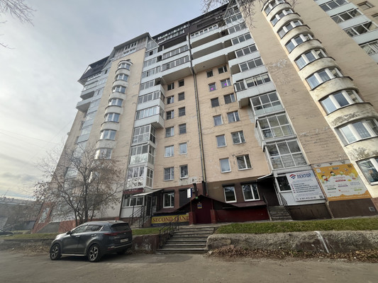 Продам трехкомнатную (3-комн.) квартиру, Амурский проезд, 16, Иркутск г