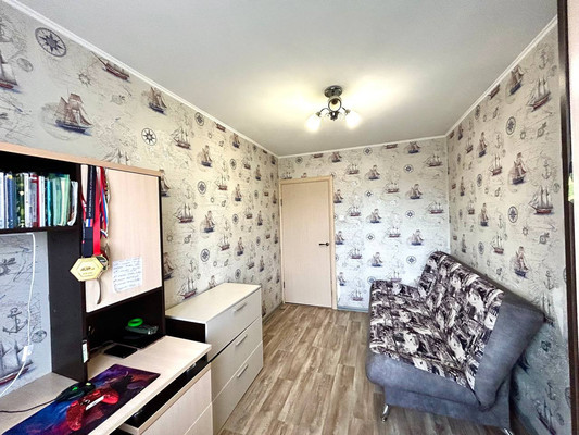 Продам трехкомнатную (3-комн.) квартиру, Ярославского ул, 278, Иркутск г