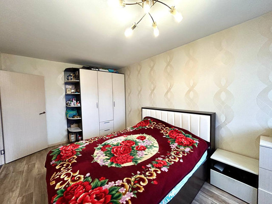 Продам трехкомнатную (3-комн.) квартиру, Ярославского ул, 278, Иркутск г