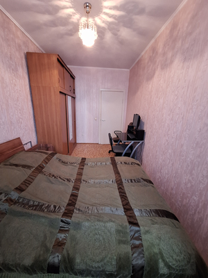 Продам трехкомнатную (3-комн.) квартиру, Московская ул, 107, Киров г