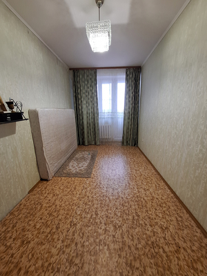 Продам трехкомнатную (3-комн.) квартиру, Московская ул, 107, Киров г