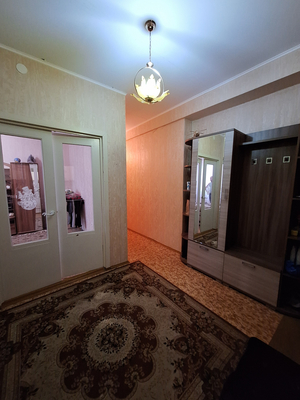 Продам трехкомнатную (3-комн.) квартиру, Московская ул, 107, Киров г
