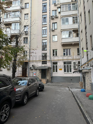 Продам трехкомнатную (3-комн.) квартиру, Красная Пресня ул, 9, Москва г