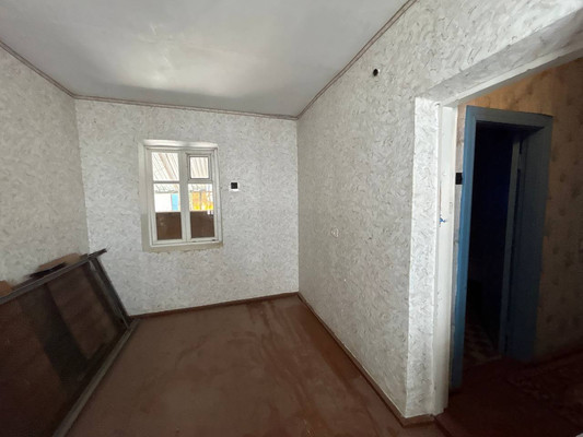 Продам трехкомнатную (3-комн.) квартиру, Горького ул, 55, Приветное с