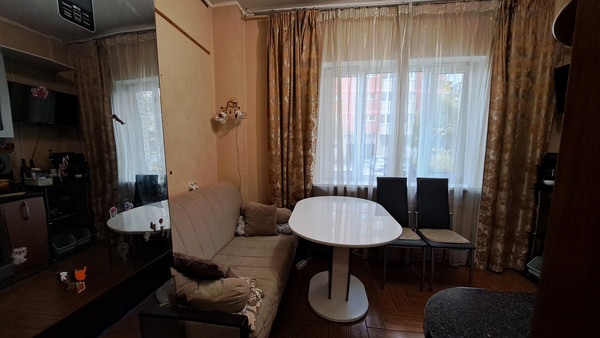 Продам двухкомнатную (2-комн.) квартиру, Ленская ул, 19к1, Санкт-Петербург г