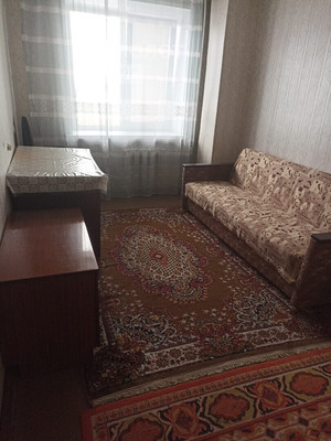 Продам трехкомнатную (3-комн.) квартиру, Деповская ул, 162А, Ишим г