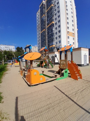 Продам двухкомнатную (2-комн.) квартиру, Степана Разина ул, 107, Екатеринбург г