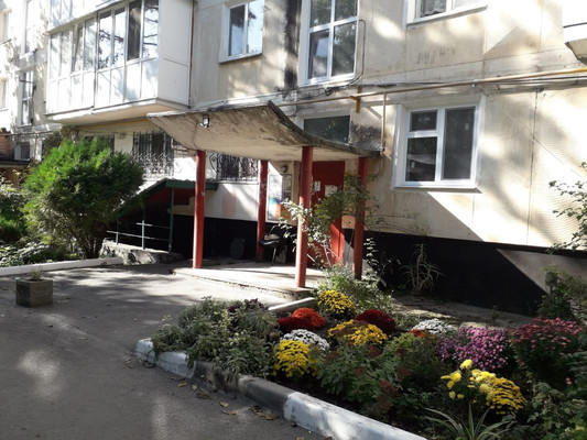 Продам двухкомнатную (2-комн.) квартиру, Крымских Партизан ул, 21, Симферополь г