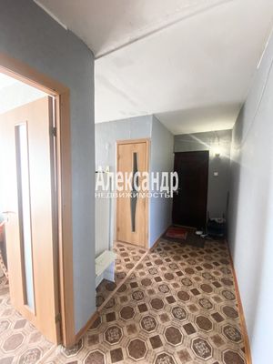 Продам двухкомнатную (2-комн.) квартиру, Новая ул, 5, Михалёво с