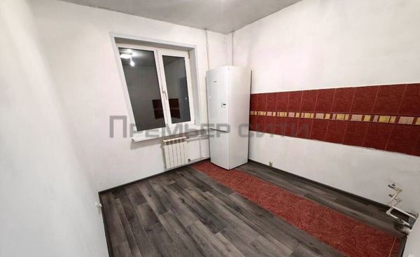 Продам двухкомнатную (2-комн.) квартиру, Первых Коммунаров ул, 12, Калуга г