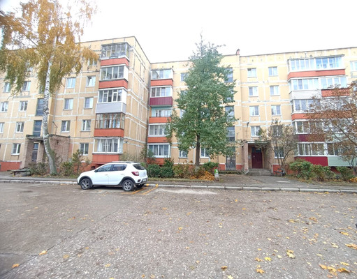 Продам двухкомнатную (2-комн.) квартиру, Д мкр, 19, Новомичуринск г