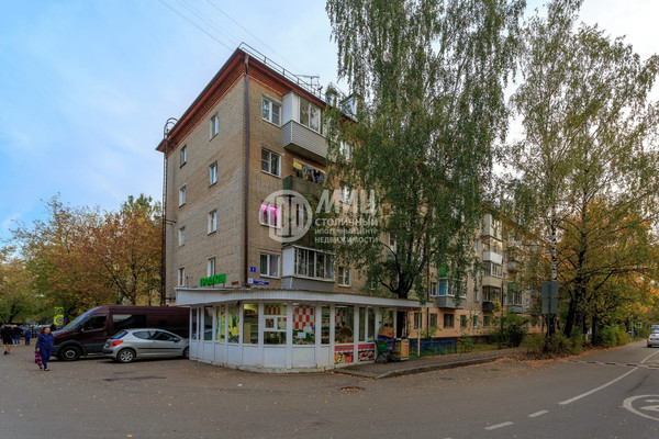 Продам однокомнатную (1-комн.) квартиру, Спортивная ул, 1, Дедовск г