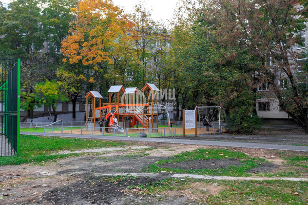 Продам однокомнатную (1-комн.) квартиру, Спортивная ул, 1, Дедовск г