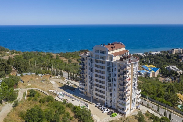 Продам однокомнатную (1-комн.) квартиру, Сергеева-Ценского ул, 1ка, Алушта г