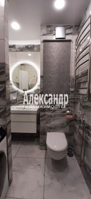 Продам двухкомнатную (2-комн.) квартиру, Доблести ул, 18к1, Санкт-Петербург г