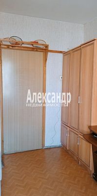 Продам трехкомнатную (3-комн.) квартиру, Королёва пр-кт, 24к1, Санкт-Петербург г