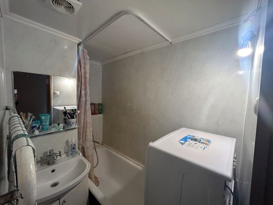 Продам многокомнатную квартиру, Дмитровская ул, 33А, Базарово д