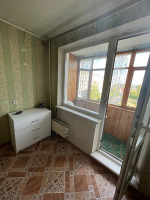 Продам трехкомнатную (3-комн.) квартиру, Дмитровская ул, 31, Базарово д