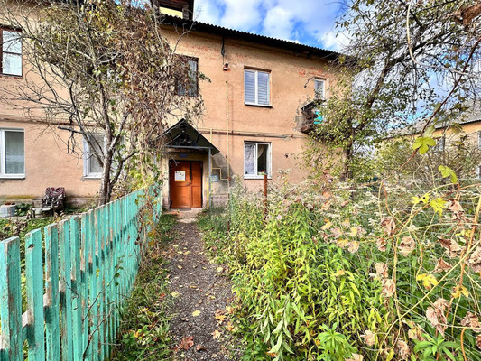 Продам трехкомнатную (3-комн.) квартиру, 5, Мельчевка п