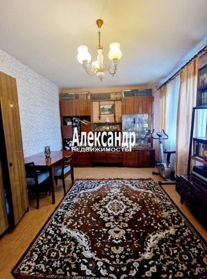 Продам трехкомнатную (3-комн.) квартиру, Королёва пр-кт, 24к1, Санкт-Петербург г