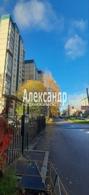 Продам трехкомнатную (3-комн.) квартиру, Королёва пр-кт, 24к1, Санкт-Петербург г