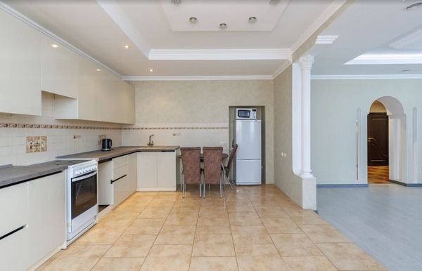 Продам трехкомнатную (3-комн.) квартиру, Костычева ул, 68к1, Брянск г